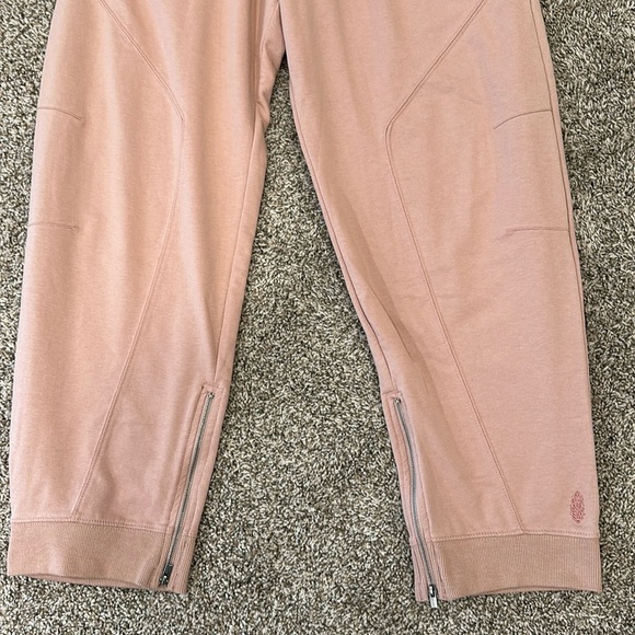 Free People Movement Nothing But the Sweats Jogger Pants Size Small Pink - Picture 4 of 7